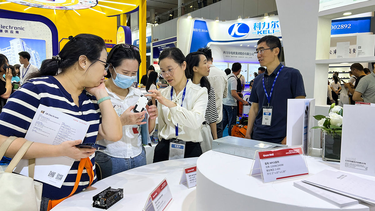 长城电源首次亮相CMEF4 长城电源首次亮相CMEF4