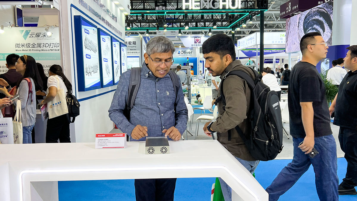 长城电源首次亮相CMEF6 长城电源首次亮相CMEF6