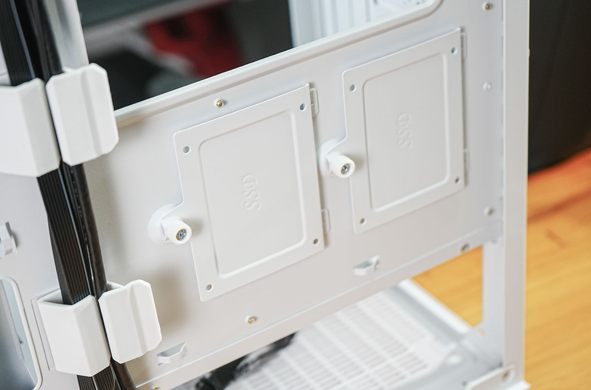 长城隐刃纯白机箱14